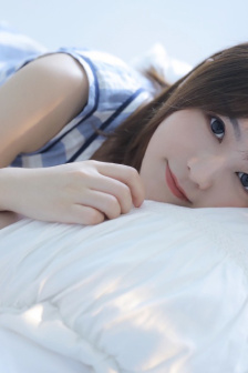 国模嘉妮极品美胞